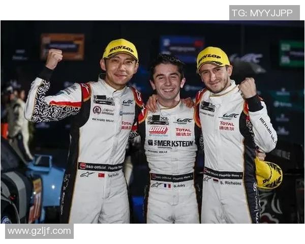 成都足球队在世界锦标赛中的耐力表现分析与点评