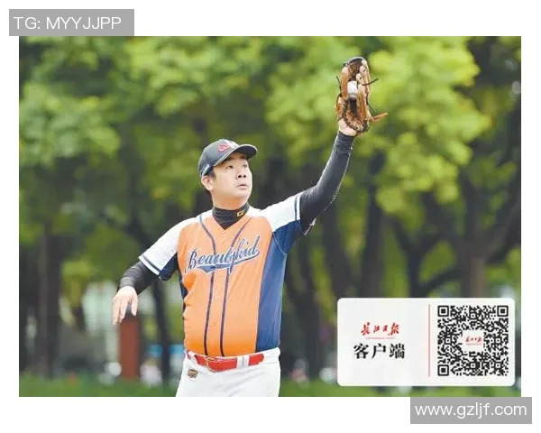 武汉网球队的团队协作之道：凝聚力与默契的完美结合